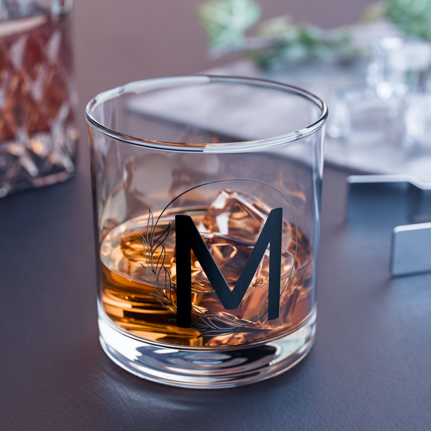 Personalized 10oz Rocks Glass with Leaf Design, Elegant Home Bar Gift, Custom Whiskey Glass, Perfect for Weddings, Birthdays, Anniversaries